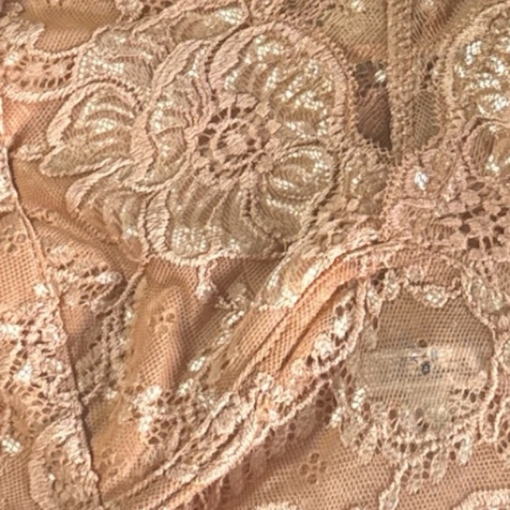 BKE Floral Lace Bralette in Tan - Picture 9 of 9